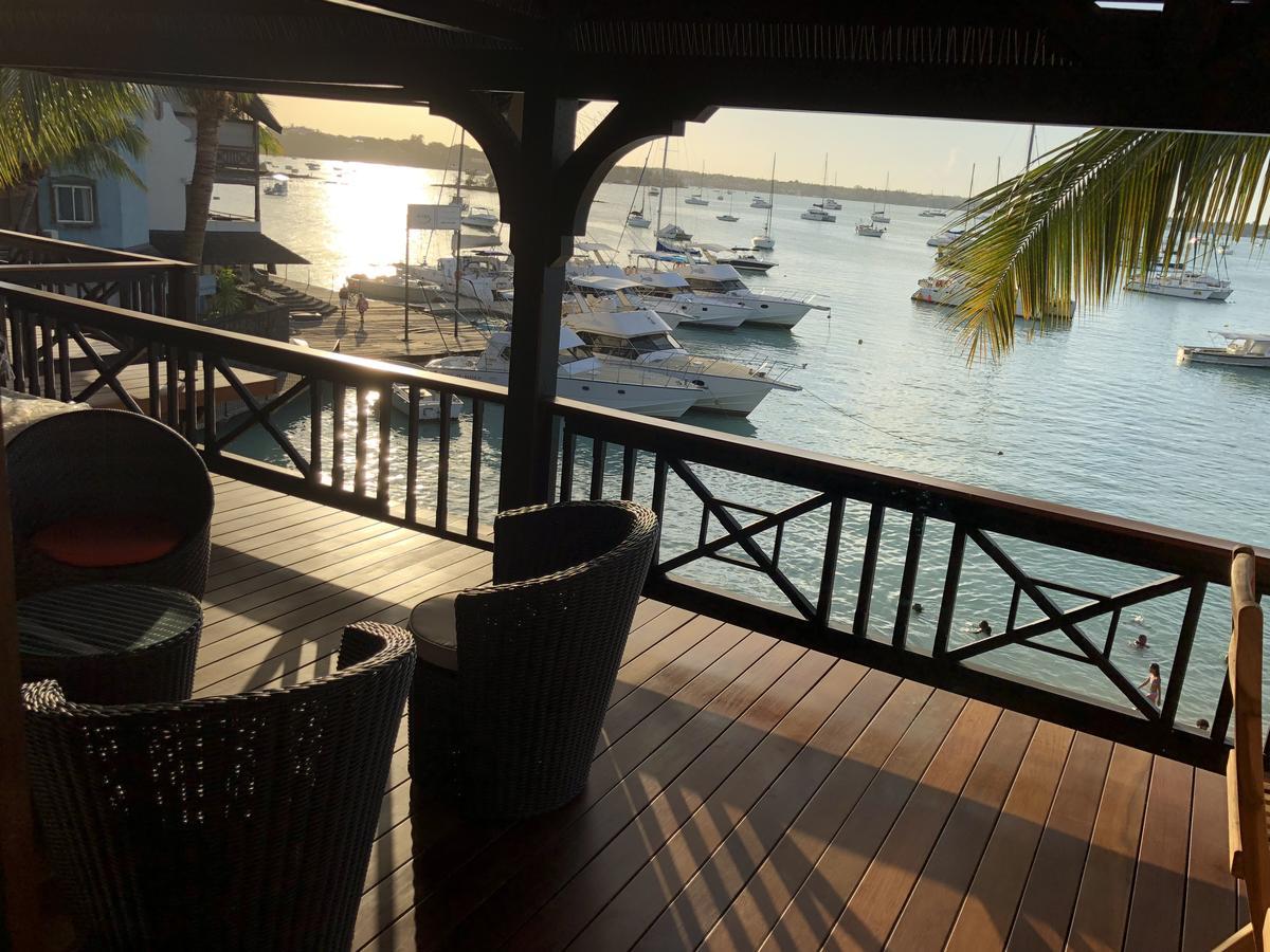 Grand Baie Seaview Penthouse Apartment Luaran gambar